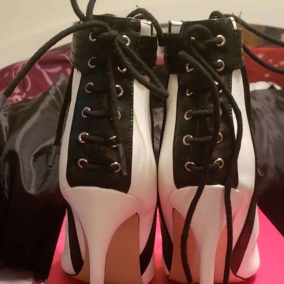 Corsets ankle boots 7.5 - Picture 4 of 6